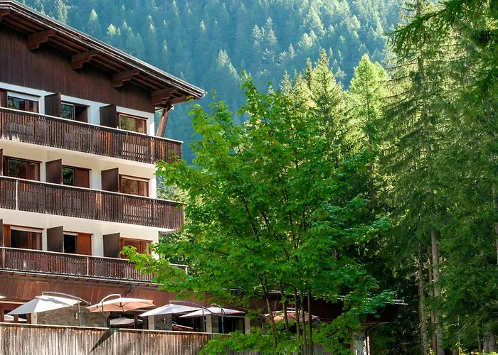 Atc Routes Du Monde Argentiere-chamonix Шамони